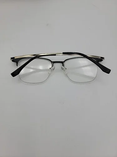 Cee Cler Eyewear Blue Light Glasses with case and accessories 3
